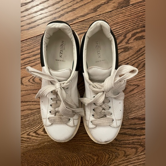 ALEXANDER MCQUEEN Sneakers - Picture 11 of 13